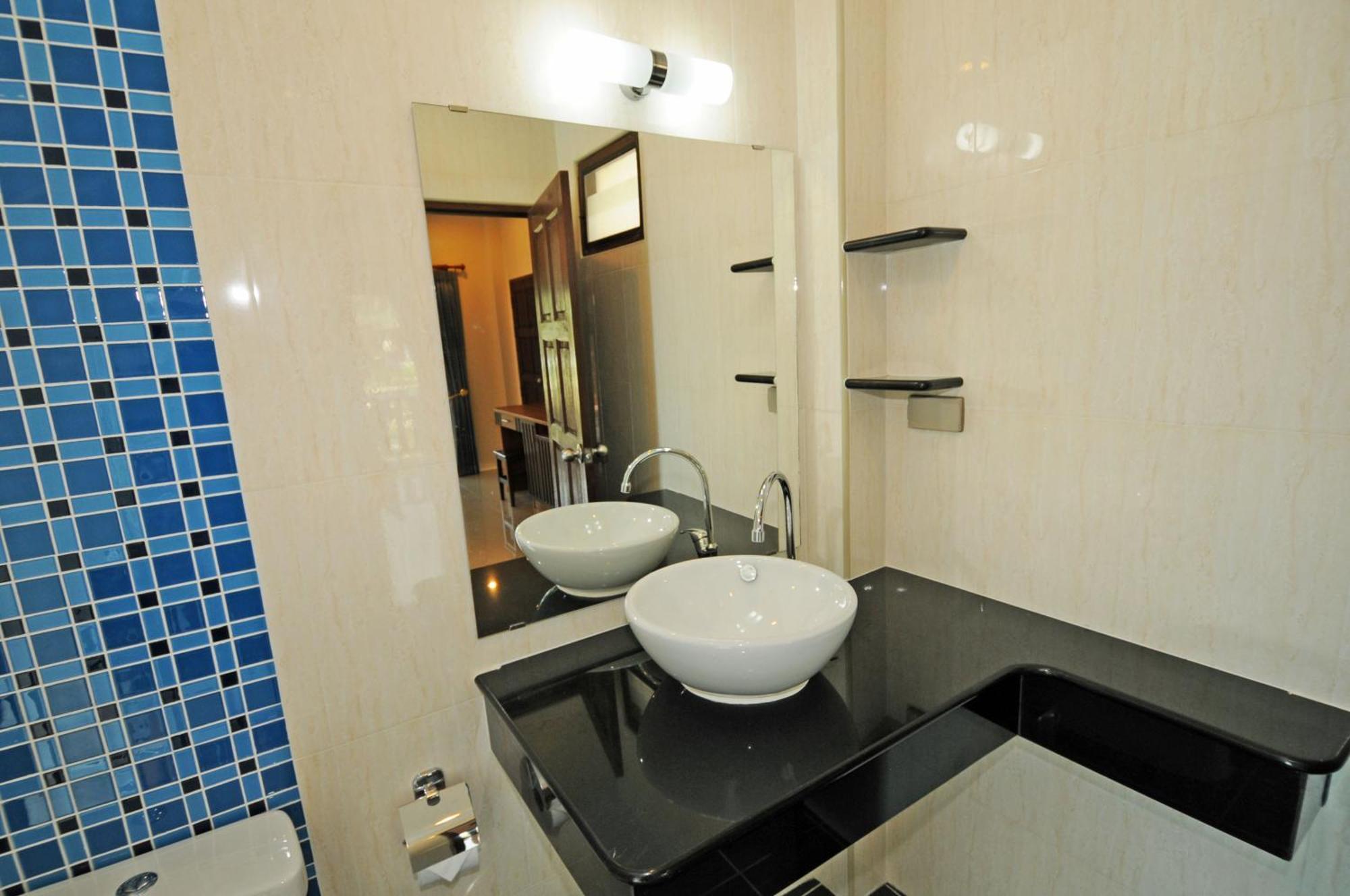 Phatcharee Resort بان تاي المظهر الخارجي الصورة