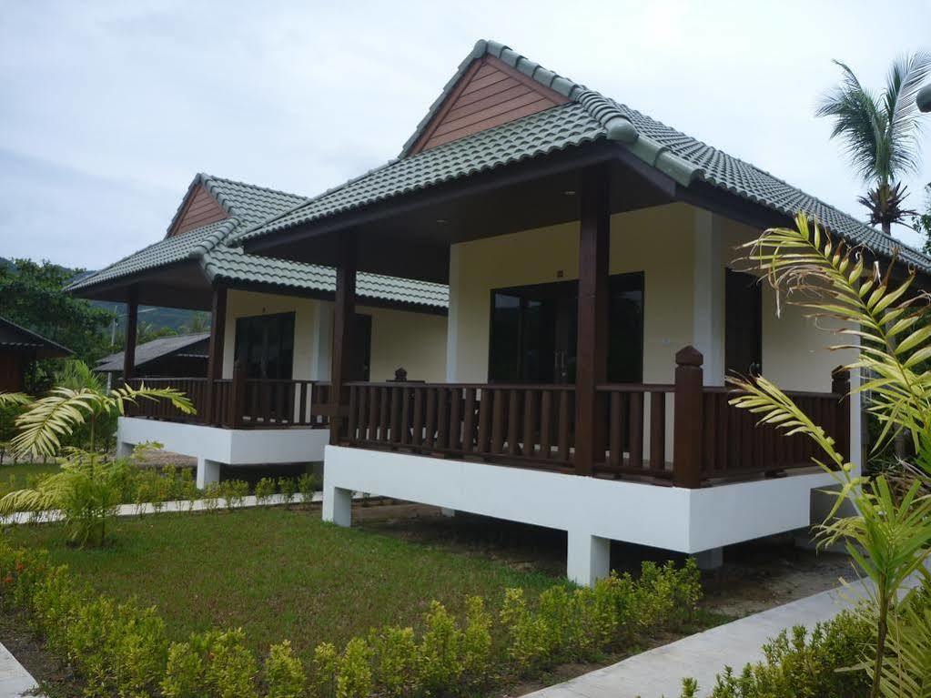 Phatcharee Resort بان تاي المظهر الخارجي الصورة